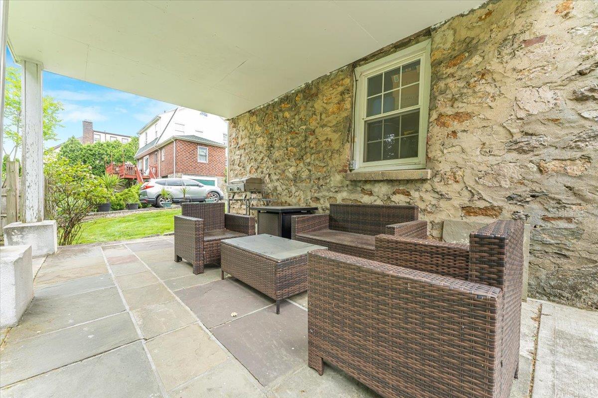 21 Chester Place Pl, New Rochelle, New York image 33