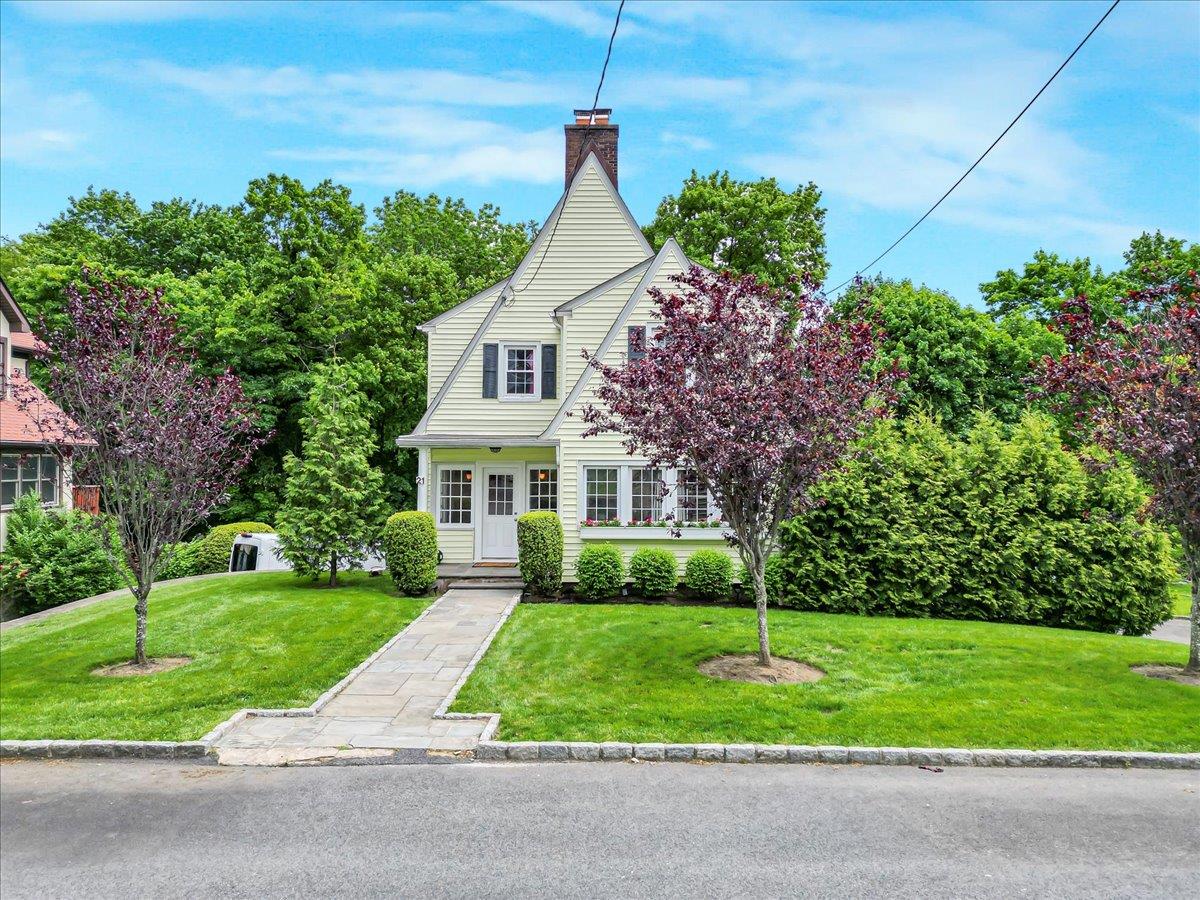 21 Chester Place Pl, New Rochelle, New York image 39