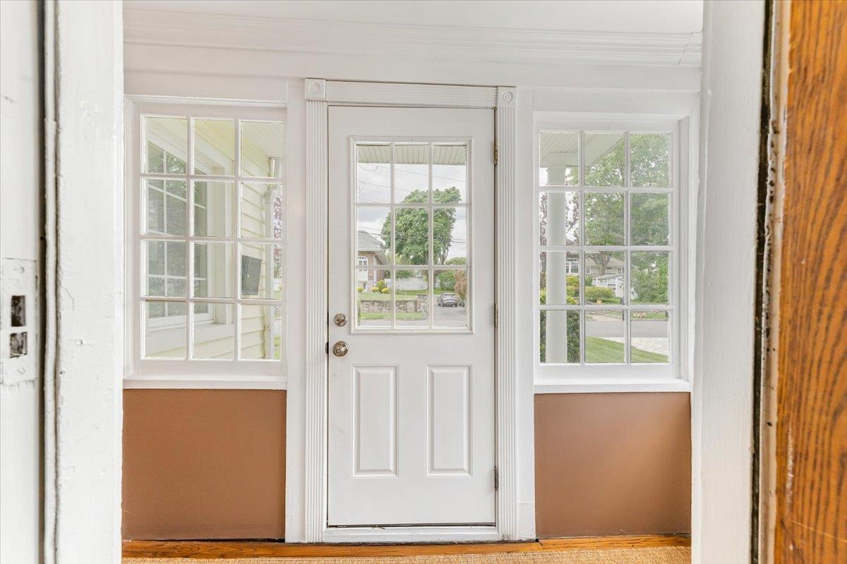 21 Chester Place Pl, New Rochelle, New York image 5