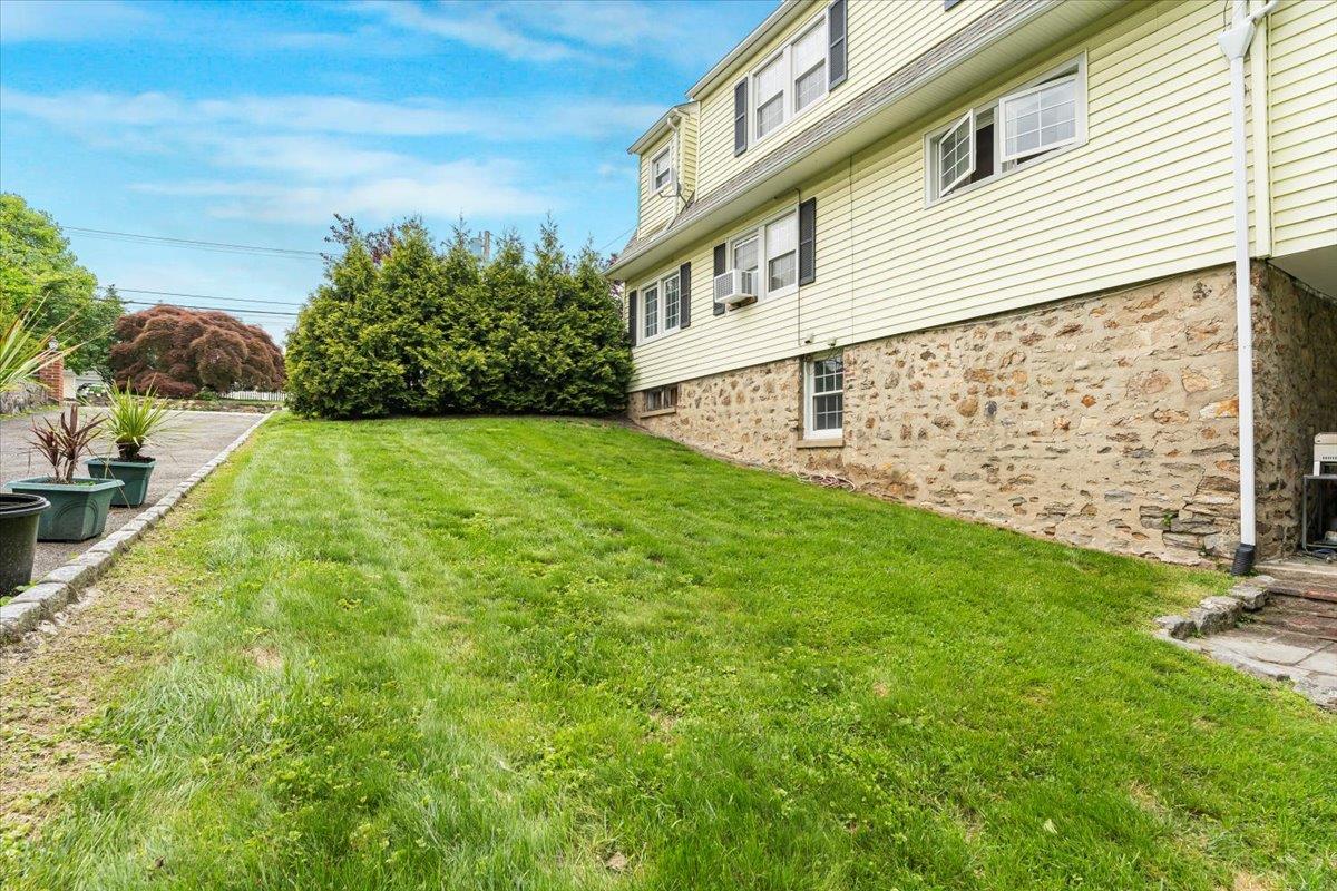 21 Chester Place Pl, New Rochelle, New York image 37