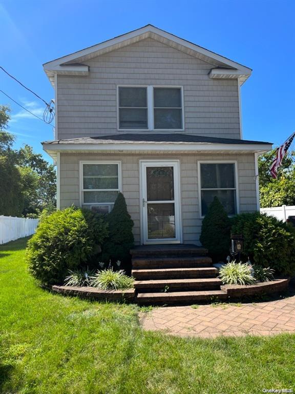 104 Hawthorne Avenue