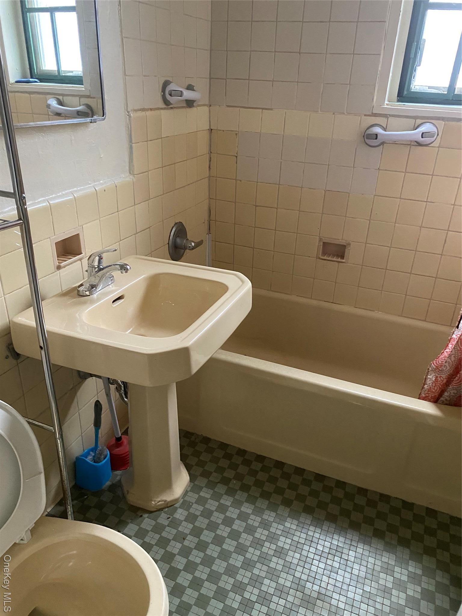 1469 West Avenue 1F - Photo 3