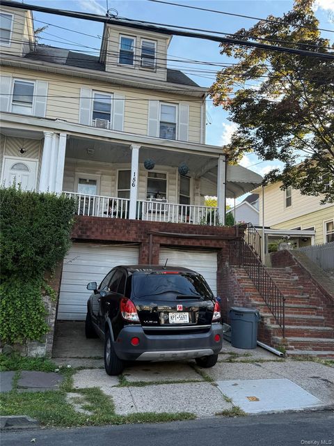 Townhouse For Sale - 156 Hillside Avenue<br/> Mount Vernon, NY 10553