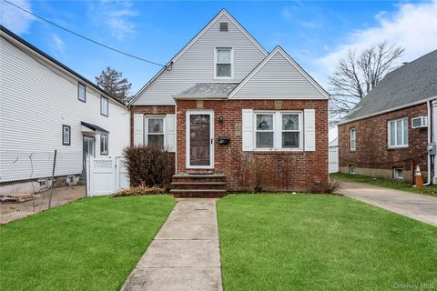 19 William Street Valley Stream NY 11580