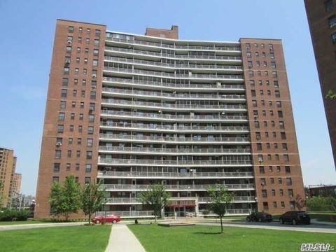 Photo of 61-45 98th Street #9A, Rego Park, NY 11374 (MLS # 997276)