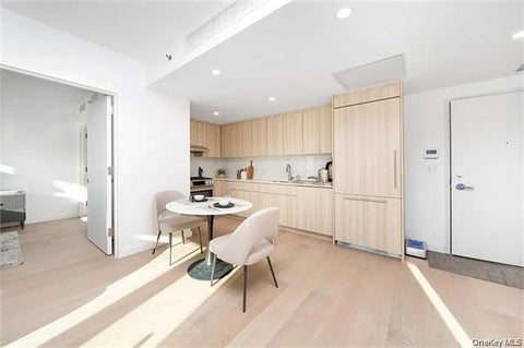 Condo For Rent - 3371 Prince Street #6D<br/> Flushing, NY 11354