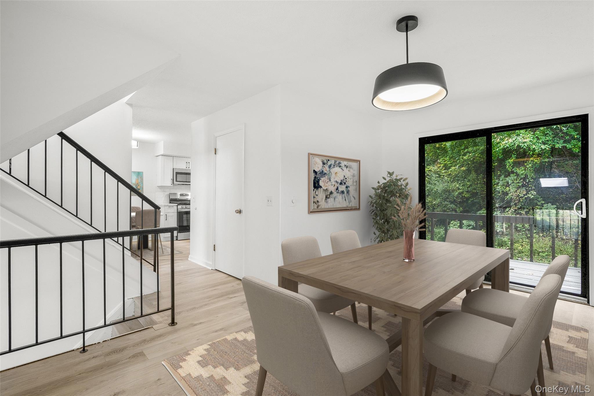 Fishkill, New York 12524, United States, 3 Bedrooms Bedrooms, ,2 BathroomsBathrooms,Residential,Active,222663