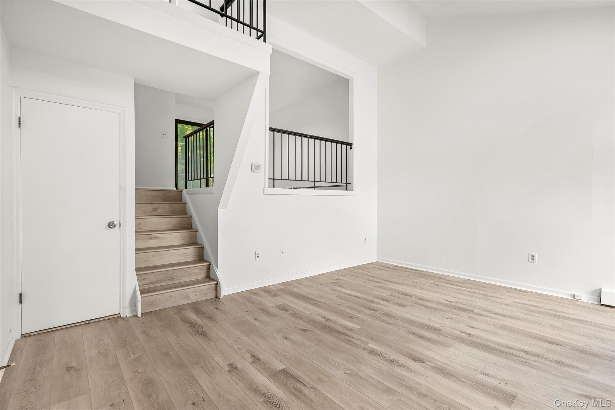 Fishkill, New York 12524, United States, 3 Bedrooms Bedrooms, ,2 BathroomsBathrooms,Residential,Active,222663