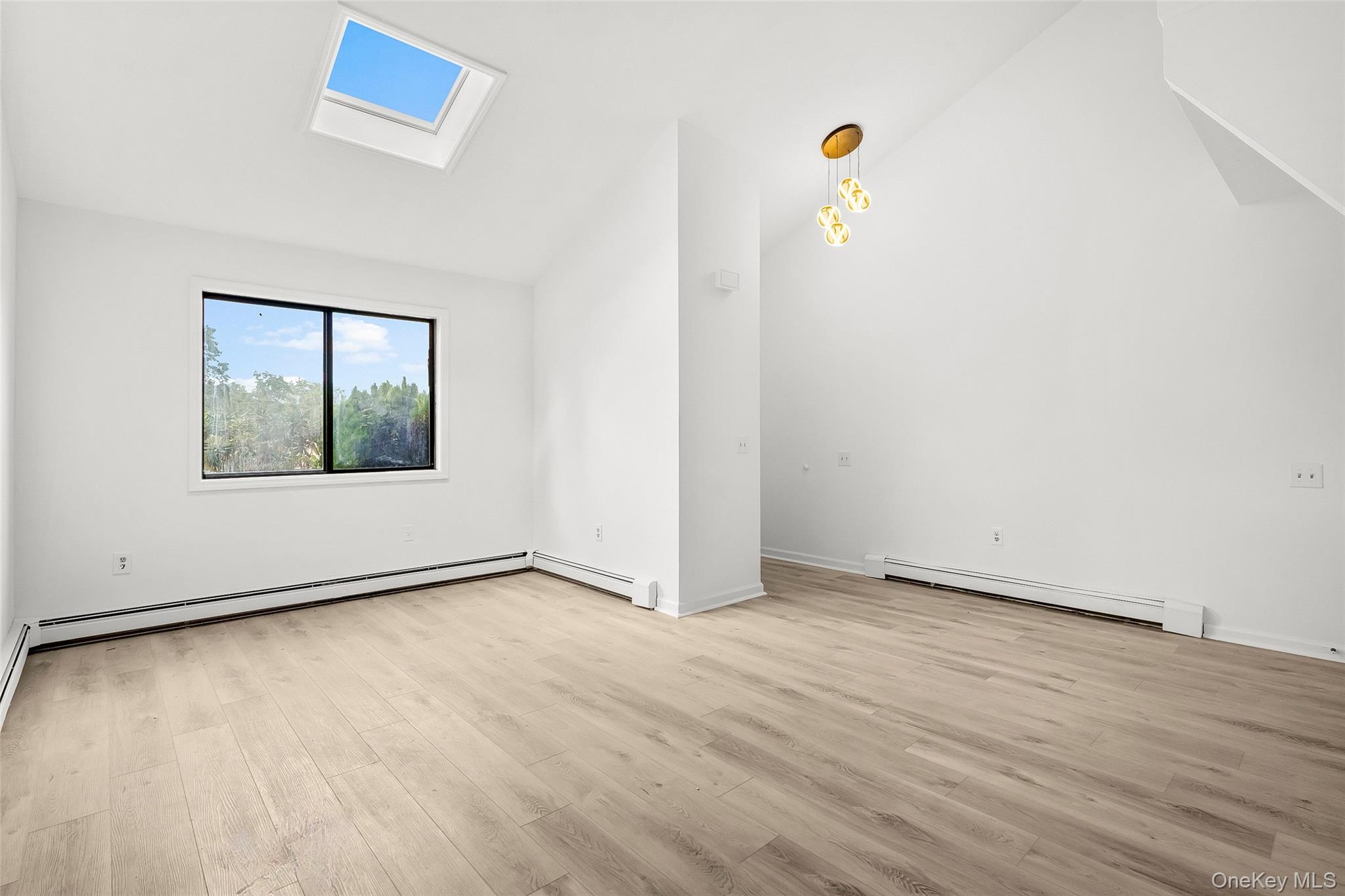 Fishkill, New York 12524, United States, 3 Bedrooms Bedrooms, ,2 BathroomsBathrooms,Residential,Active,222663