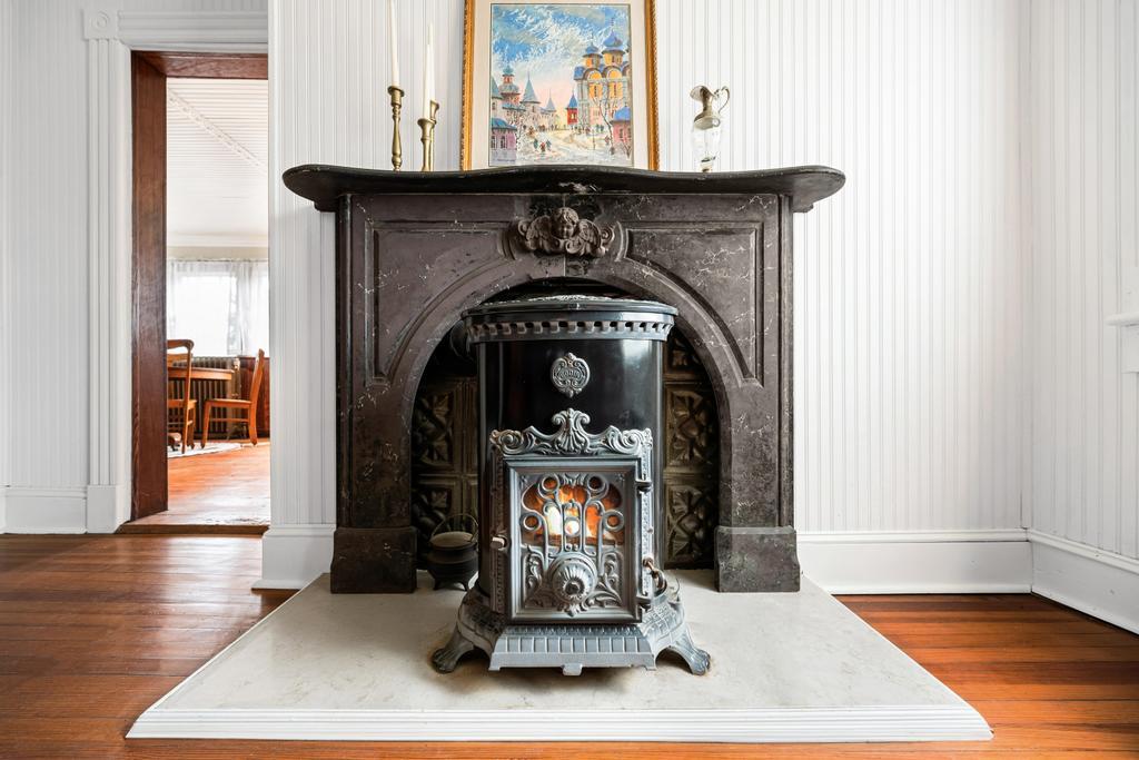 430 Montauk Hwy Hwy, East Moriches, New York image 12