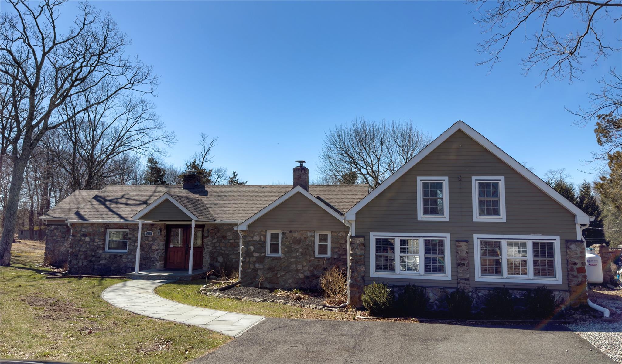 375 Rye Hill Road, Monroe, New York image 1