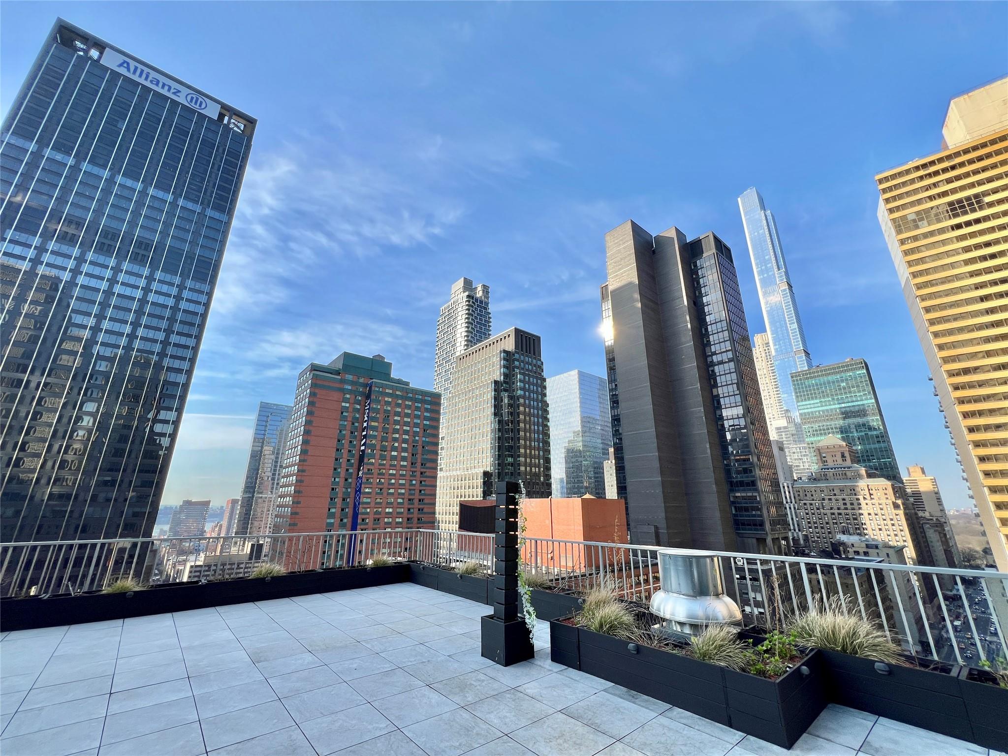 150 West 51st Street 808