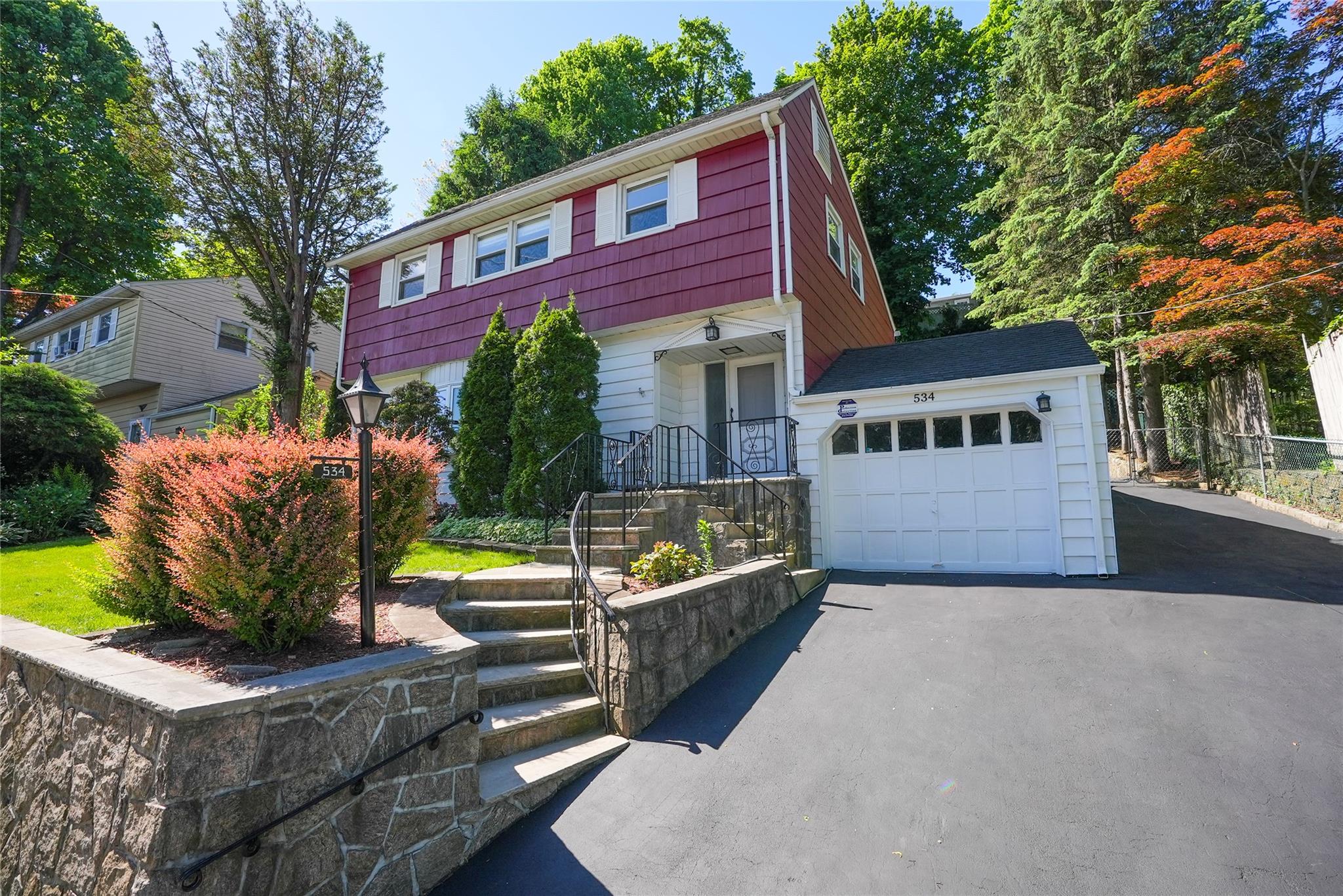 534 Ashford Avenue, Ardsley, New York image 2
