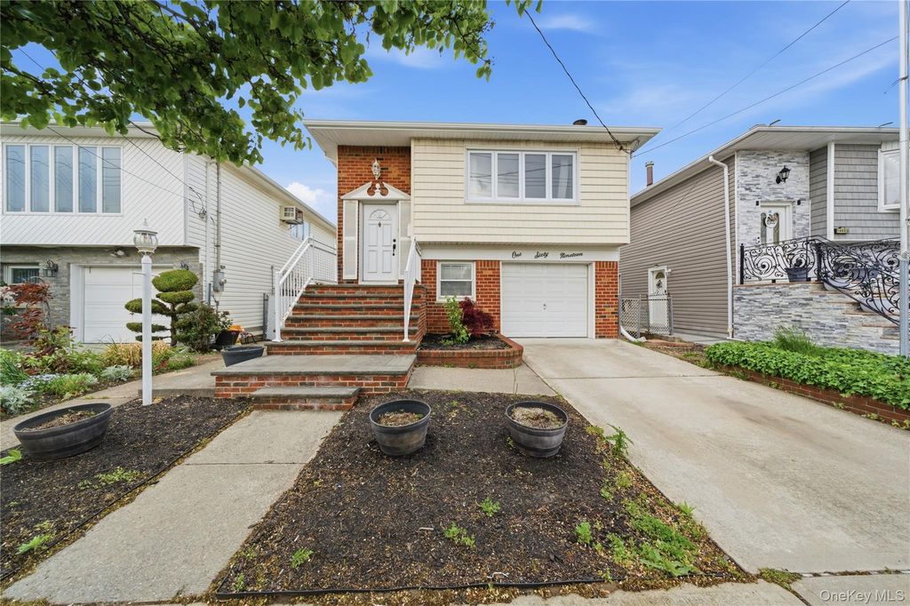 Photo of 160-19 88th Street, Howard Beach, NY 11414 (MLS # 999979)