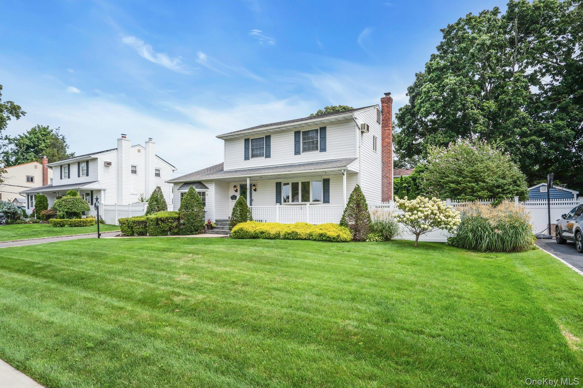 7 Tomkins Court