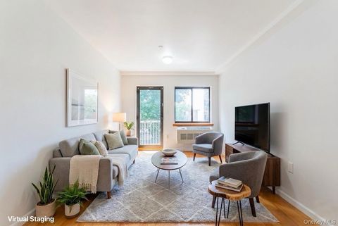 Photo of 112-26 38th Avenue #4A, Corona, NY 11368 (MLS # 996644)