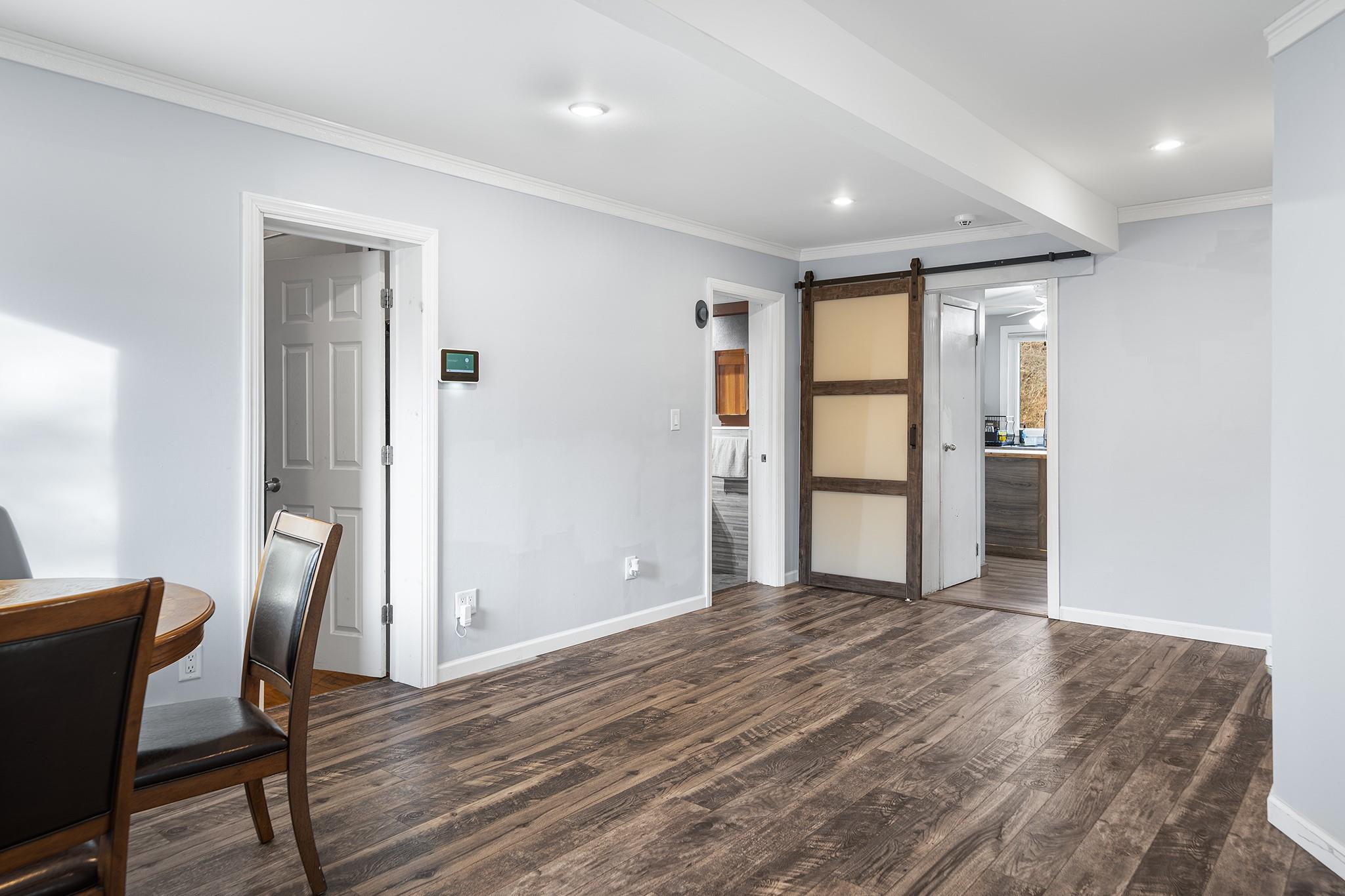 1695 N Thompson Drive, Bay Shore, New York image 6