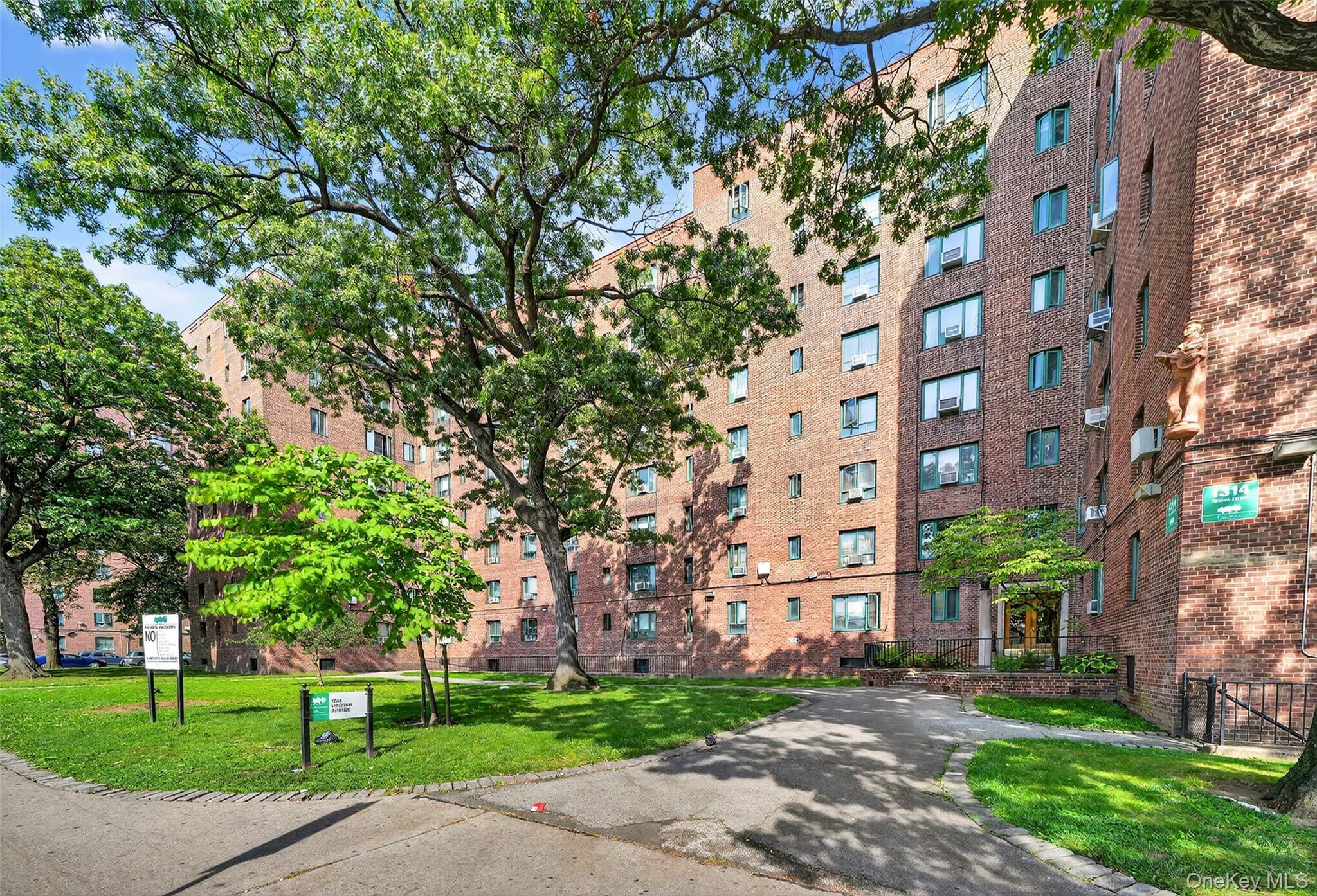 1314 Virginia Avenue 6F