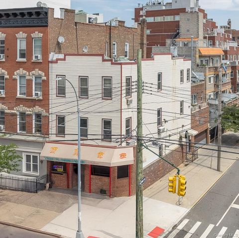 Photo of 23-39 Astoria Boulevard, Astoria, NY 11102 (MLS # 934506)