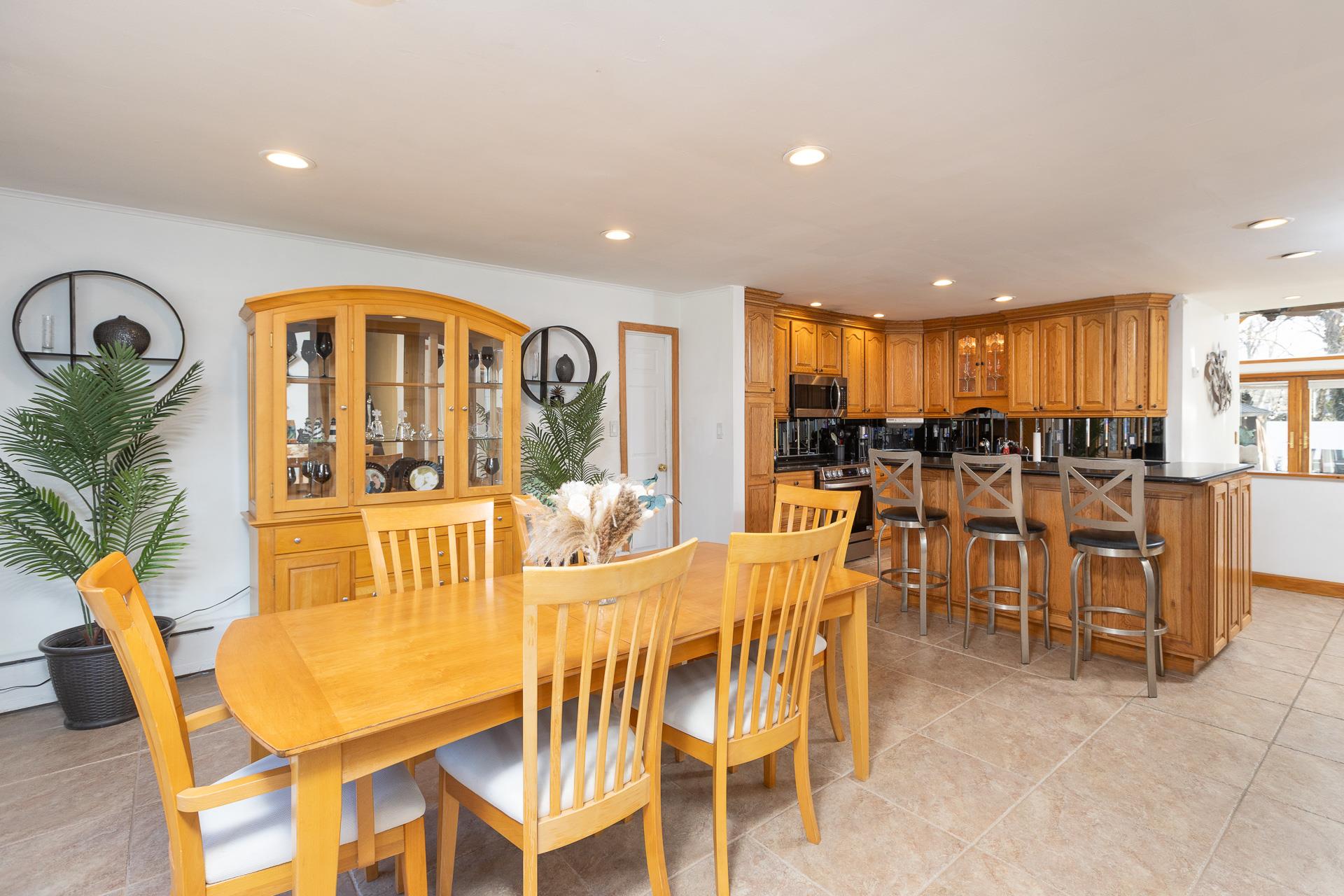 84 Riverside Avenue, Mastic Beach, New York image 3