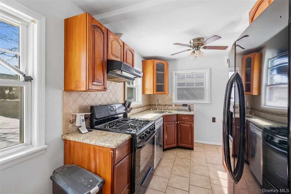 Photo of 682 Rose Boulevard, North Baldwin, NY 11510 (MLS # 965980)