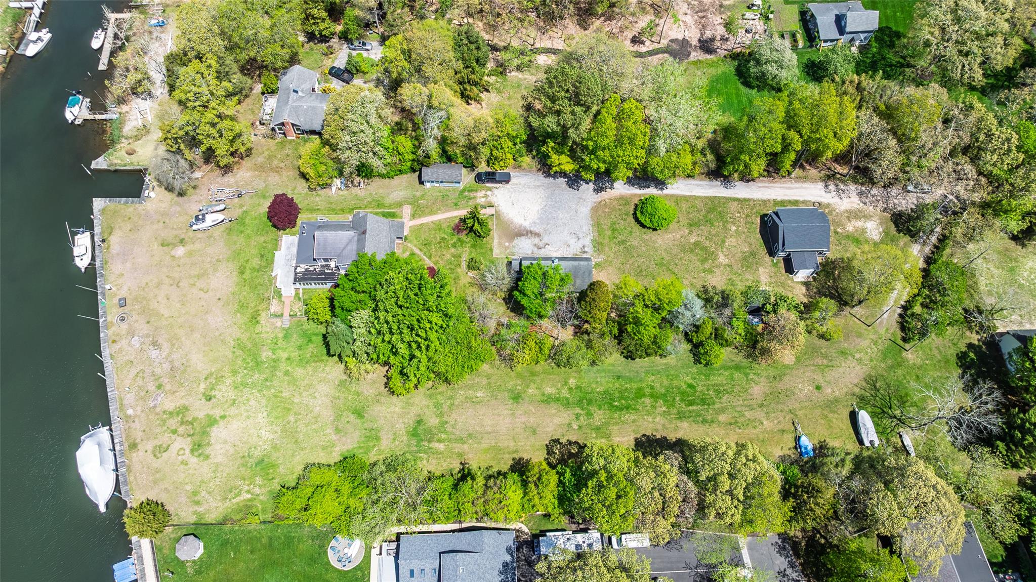 60A Union Avenue, Center Moriches, New York image 48