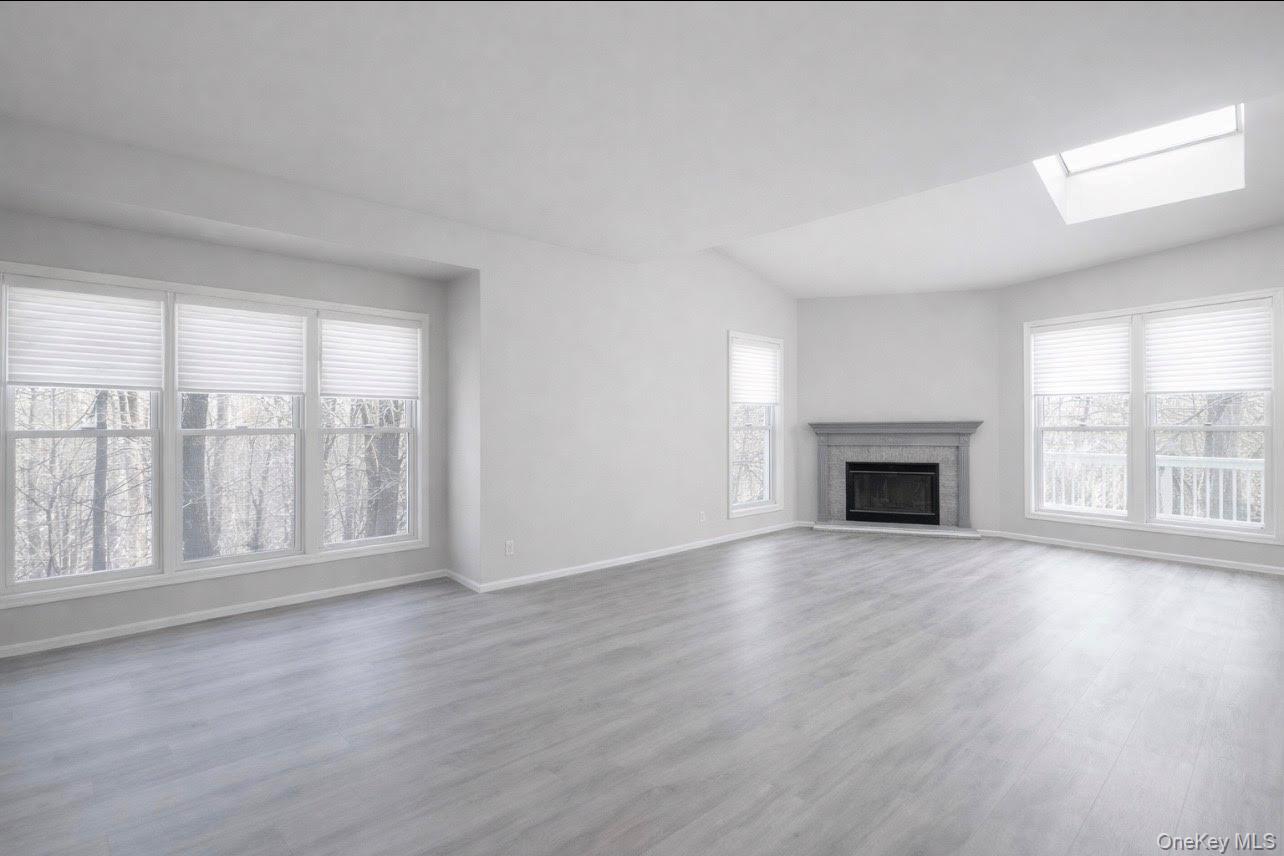 28 Willow Ridge Drive