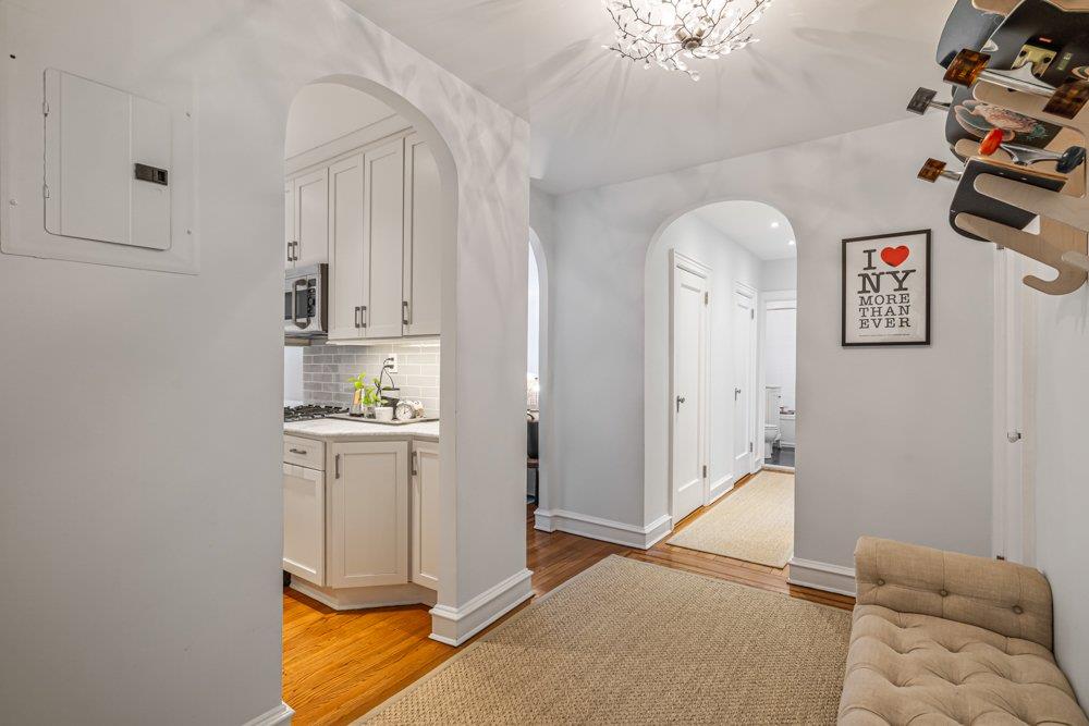 150 Burns Street #2H, Forest Hills, New York image 17
