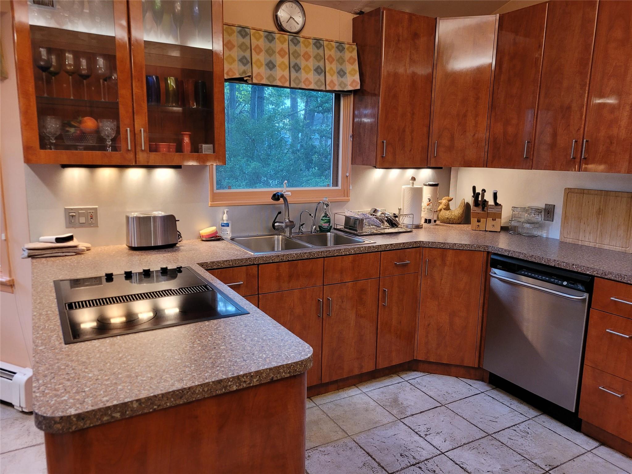 283 Maple Street, West Hempstead, New York image 25