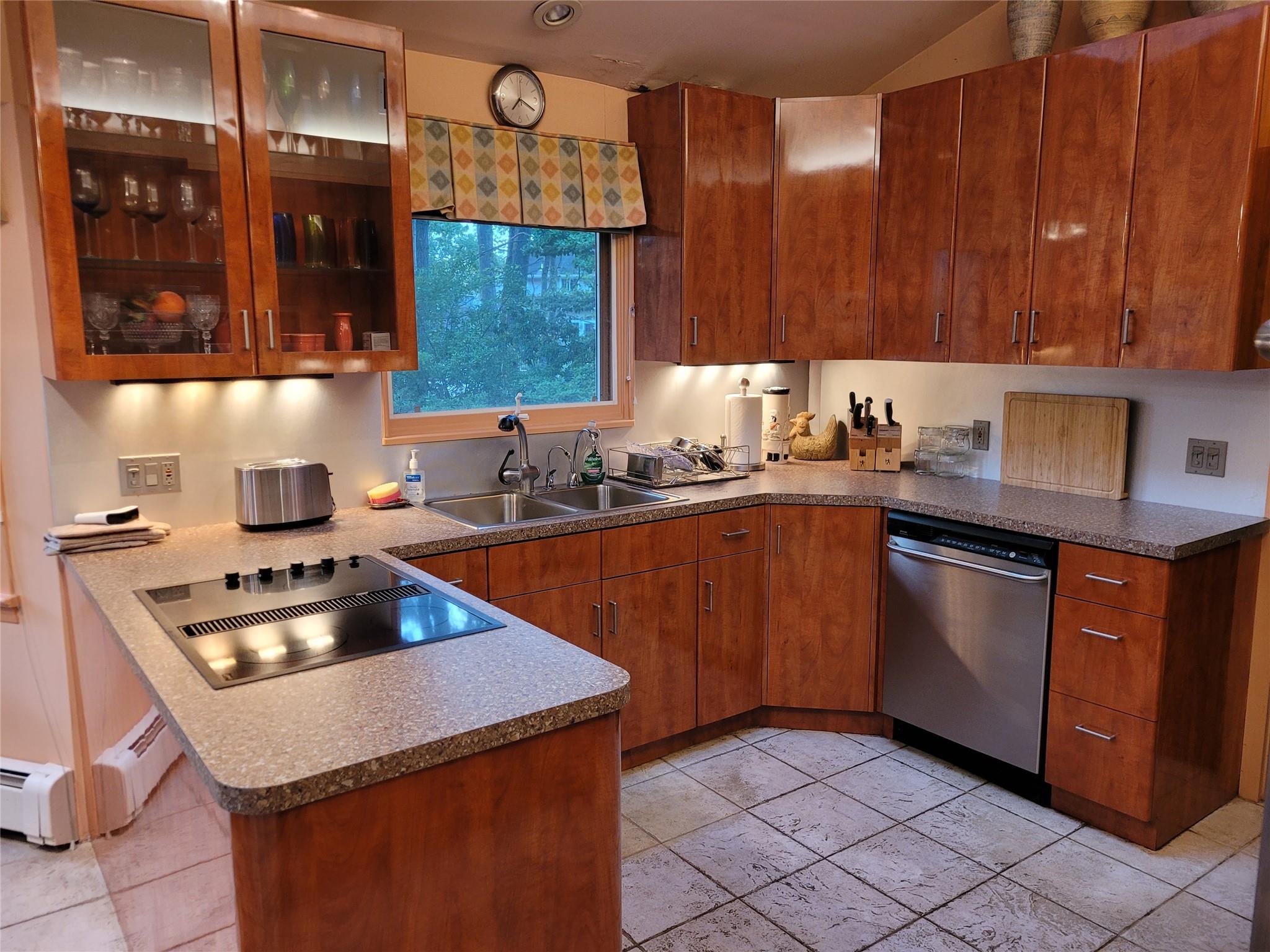283 Maple Street, West Hempstead, New York image 26