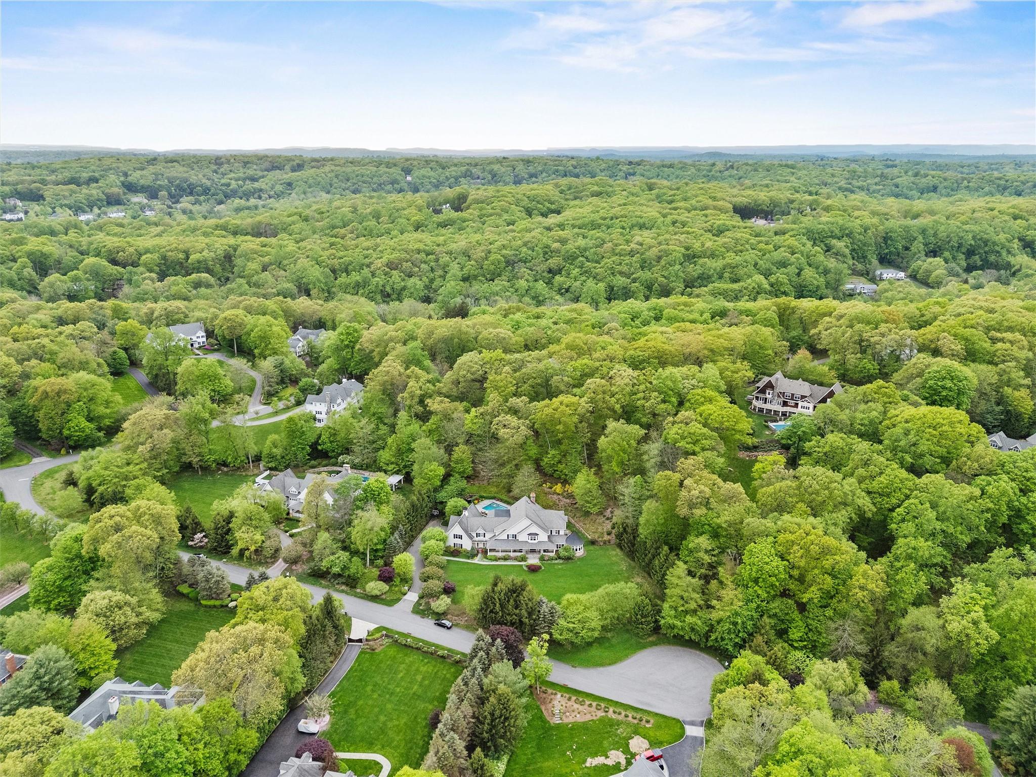 7 Ridgeview Circle, Armonk, New York image 32