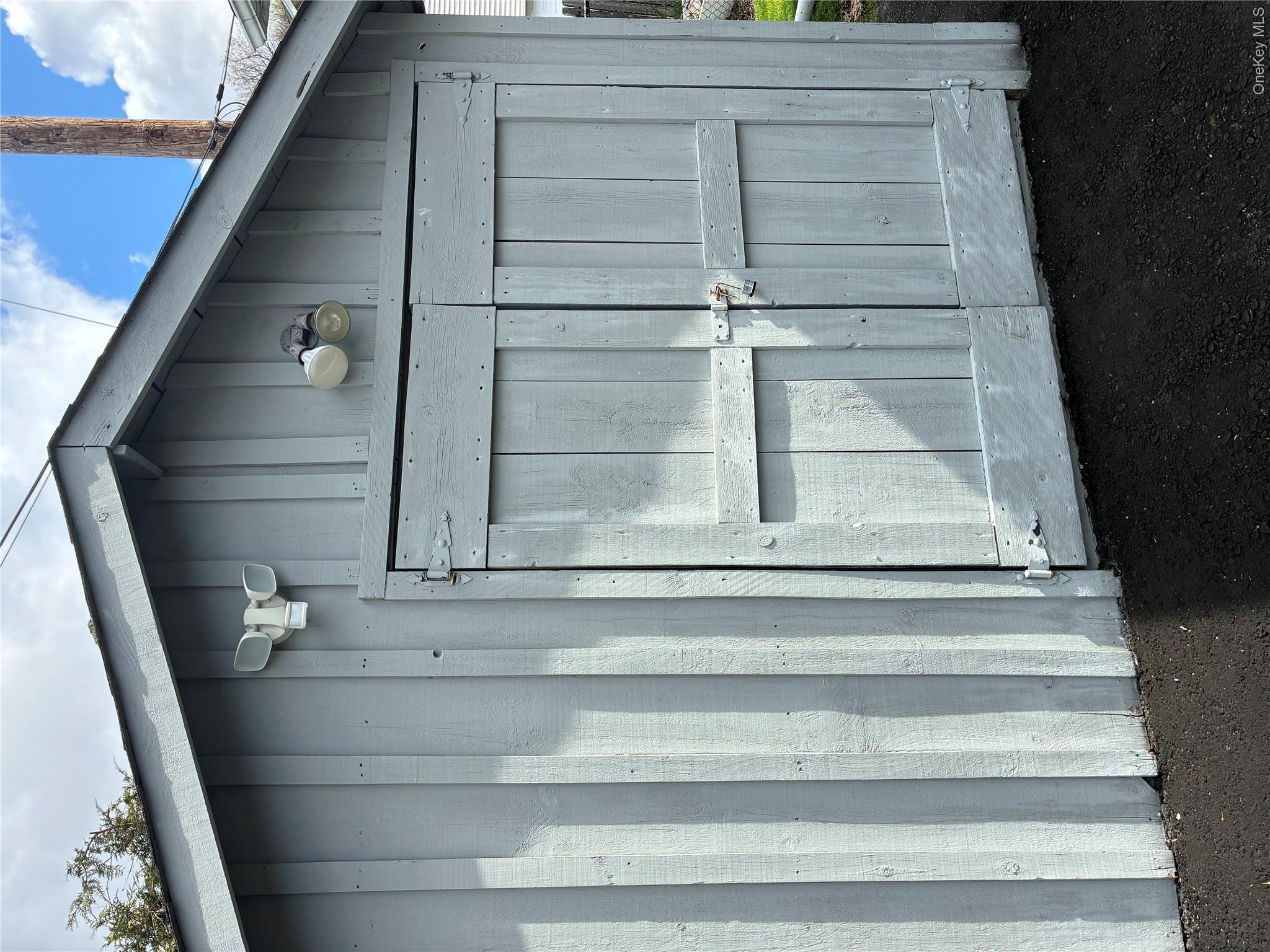 19 Sheridan Avenue - Photo 3