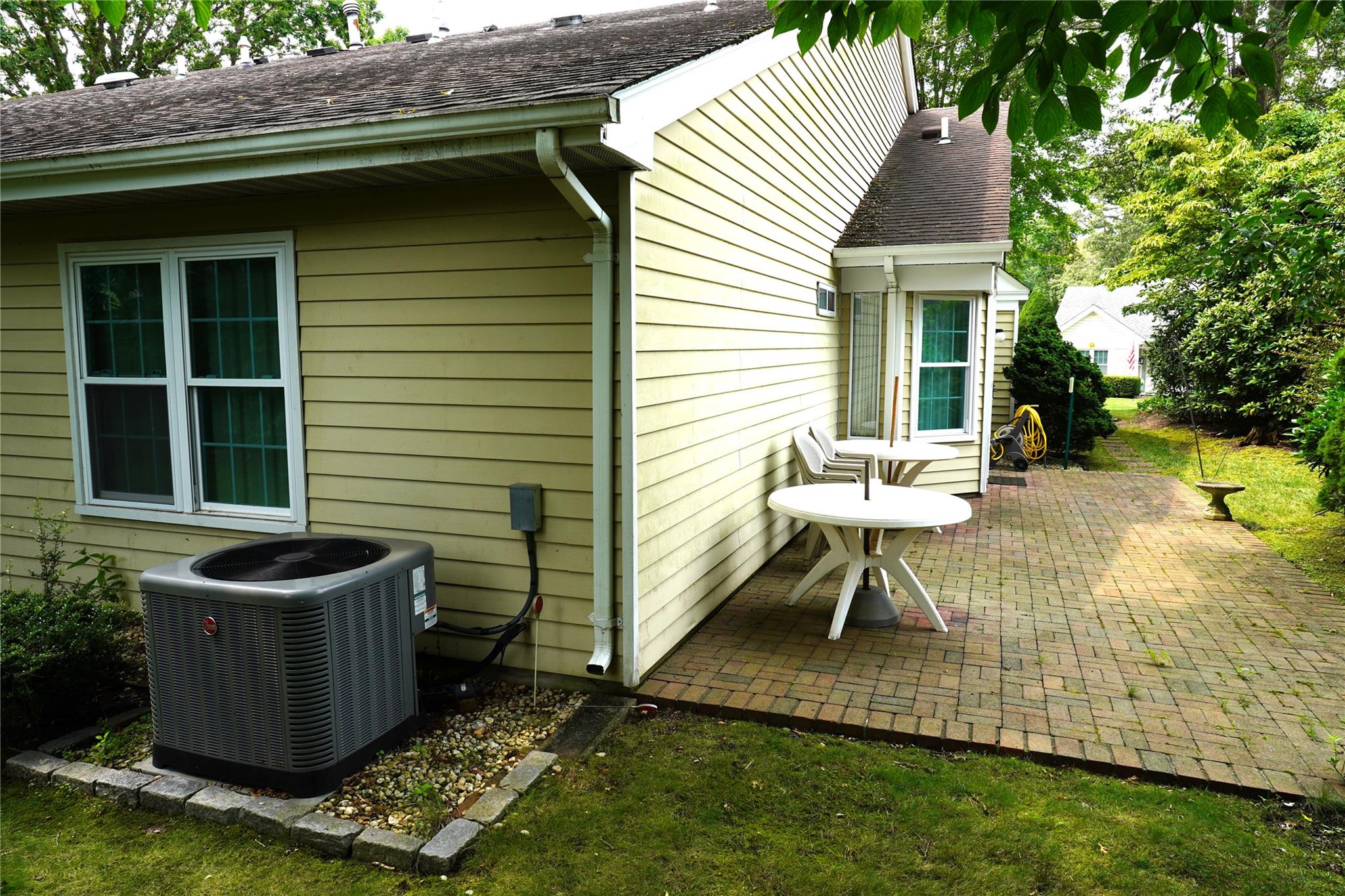 12 Baldwin Court