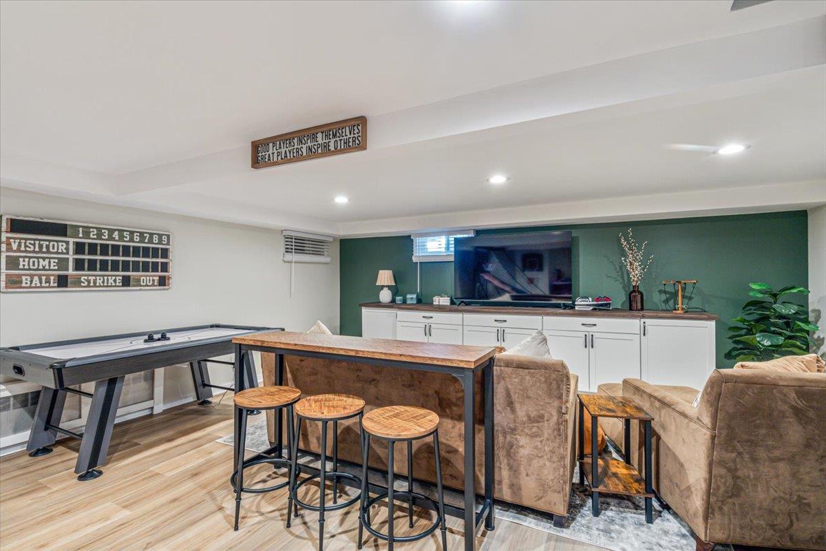 486 Grenadon Lane, North Babylon, New York image 22