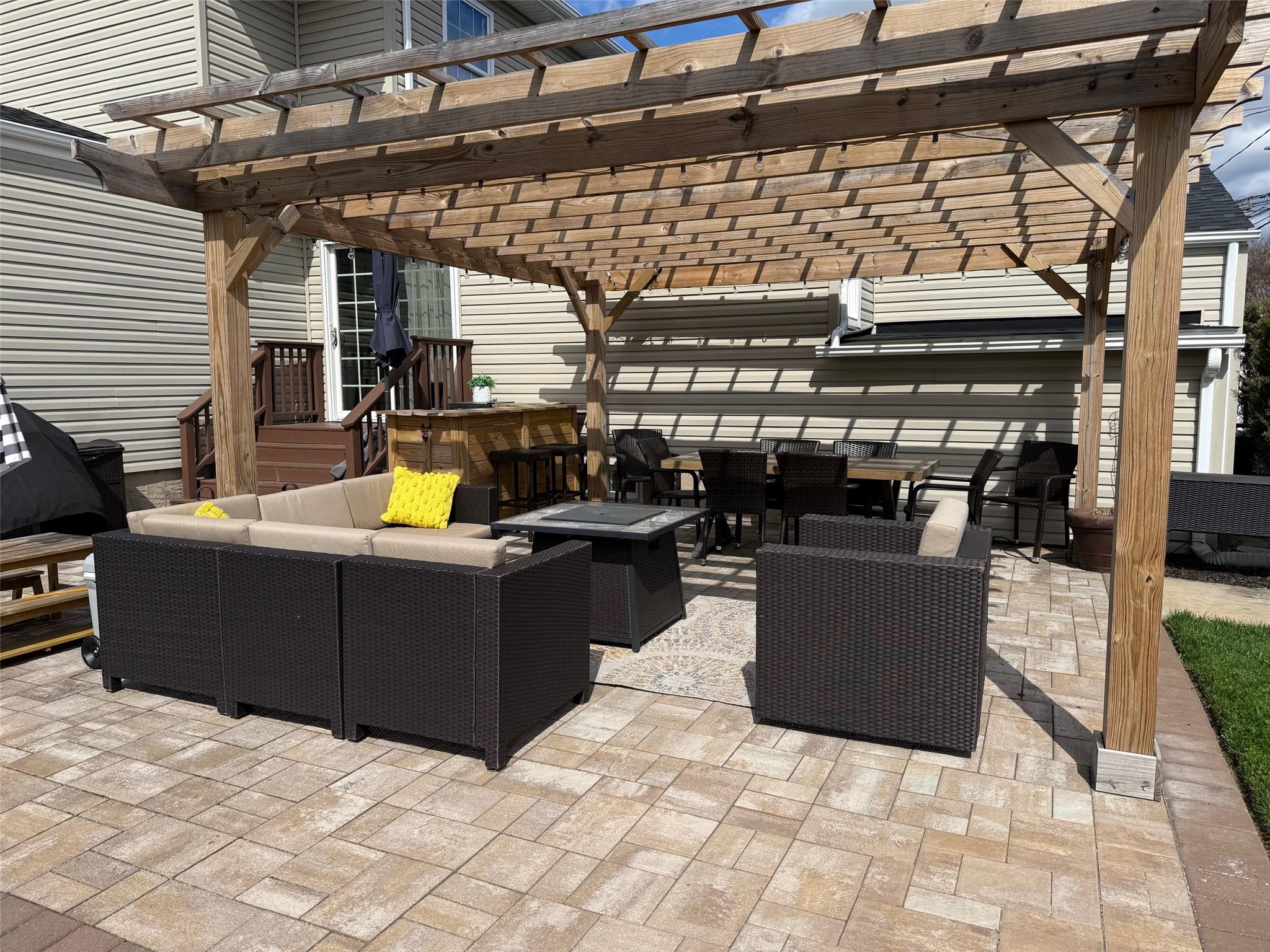 486 Grenadon Lane, North Babylon, New York image 9