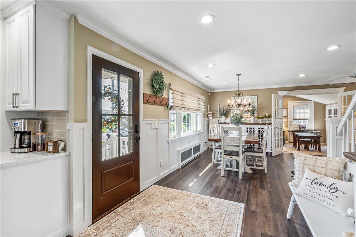 486 Grenadon Lane, North Babylon, New York image 7