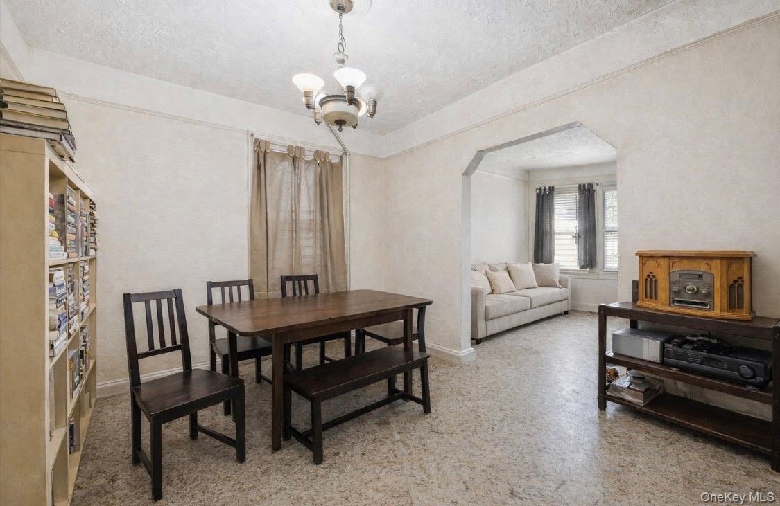 104-11 Liverpool Street