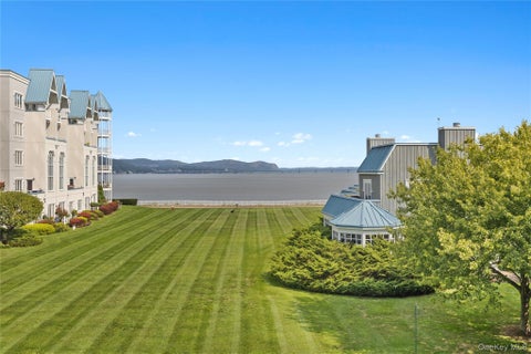 Featured picture for the property 897719