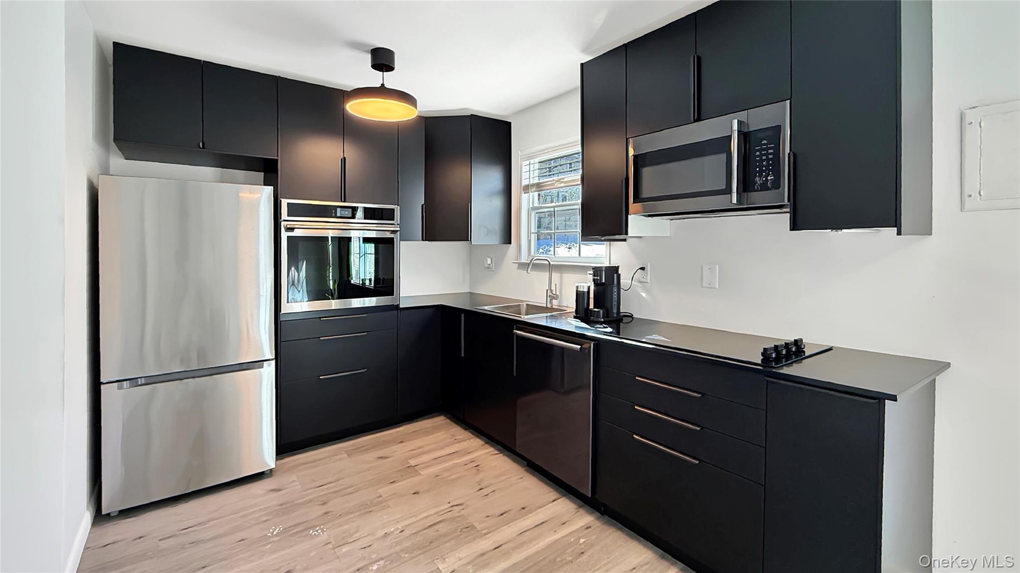 4 Forge Gate Drive 6 (Building F)