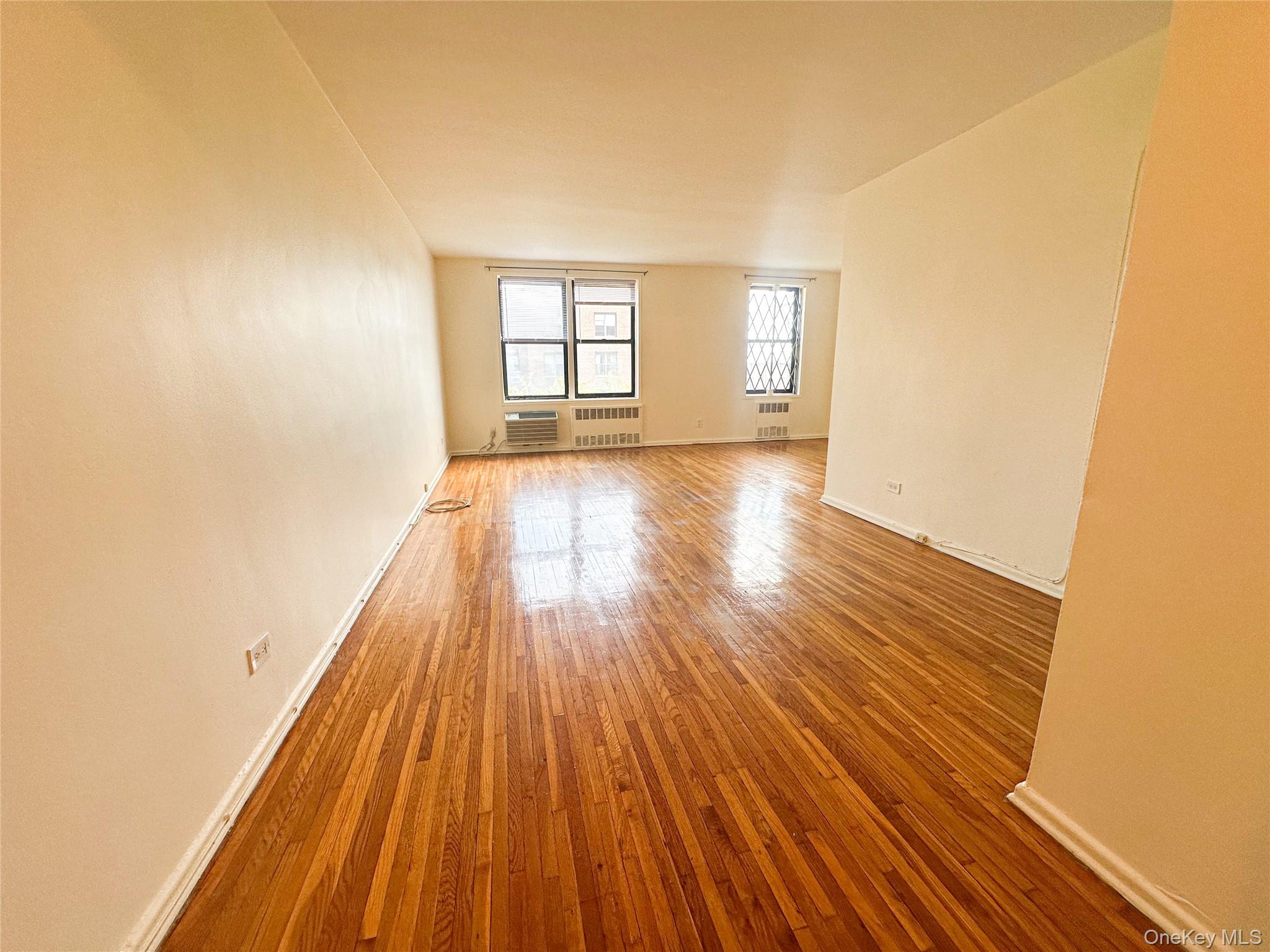 10025 Queens Boulevard 6L