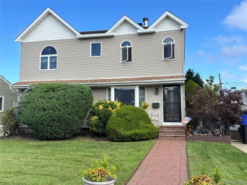 Homes For Sale - 92 Van Buren Street<br/> Nassau County, Freeport, NY 11520