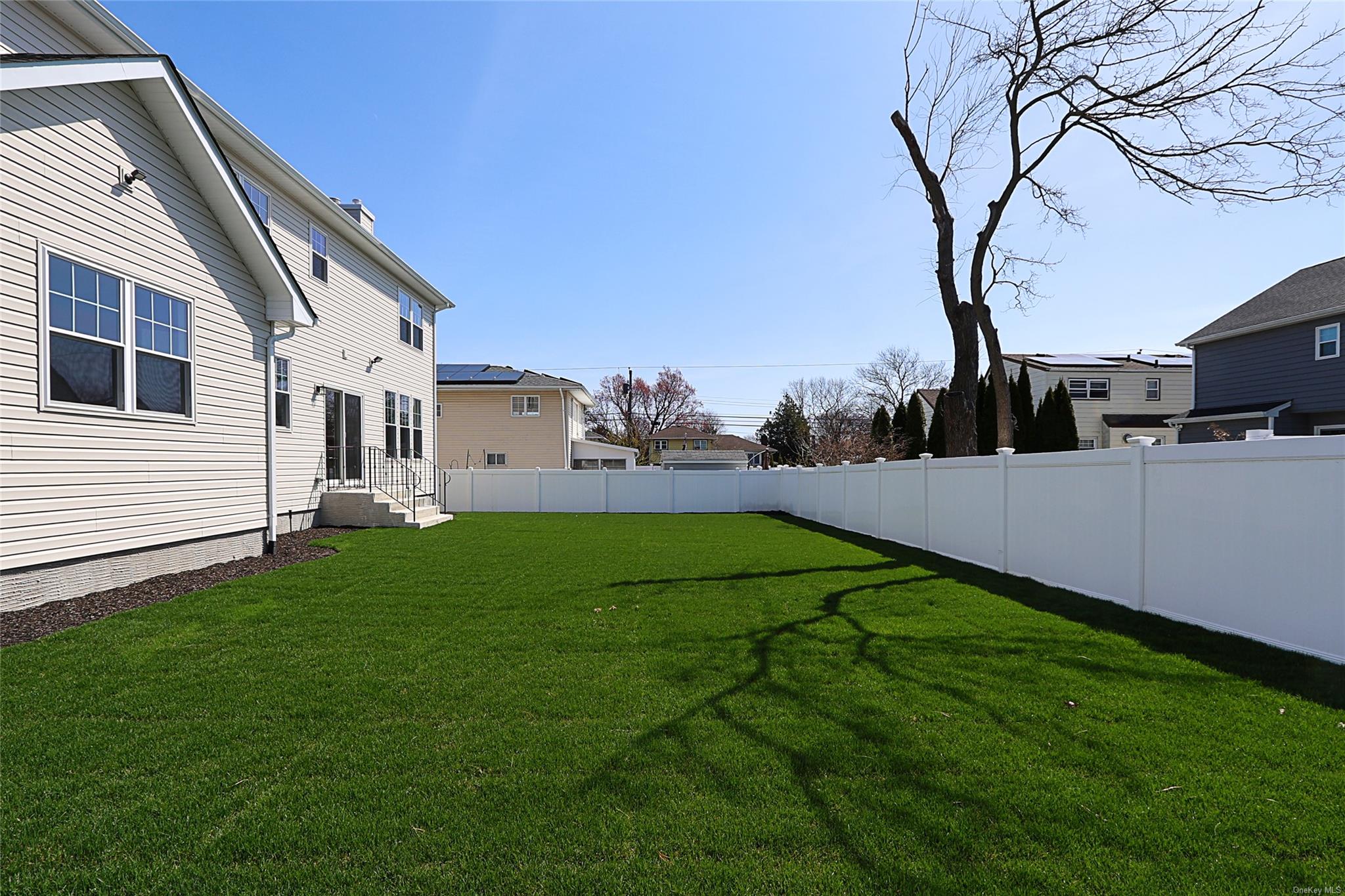 232 Grant Street, Massapequa Park, New York image 41