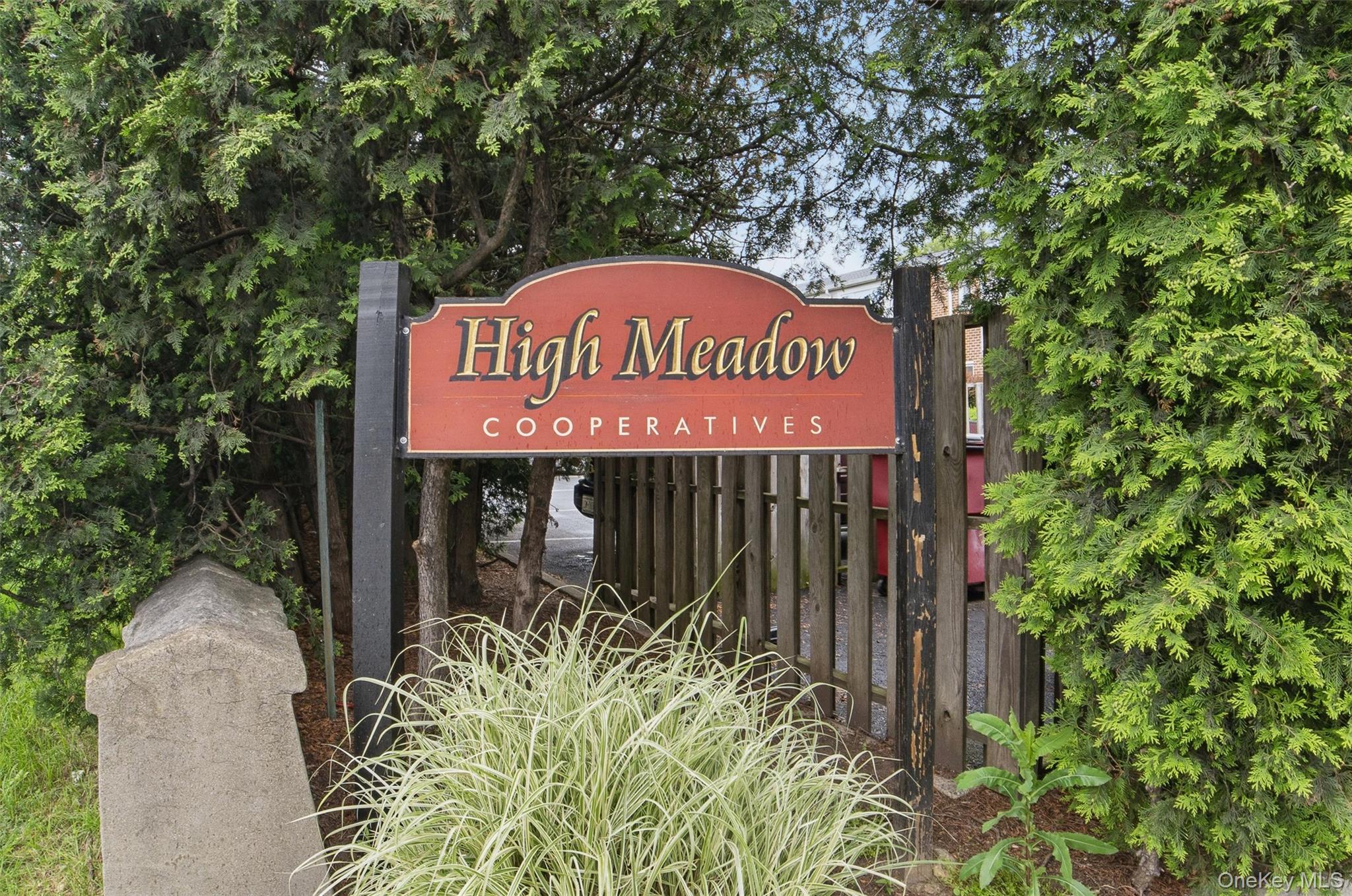 42 Charter Circle 42