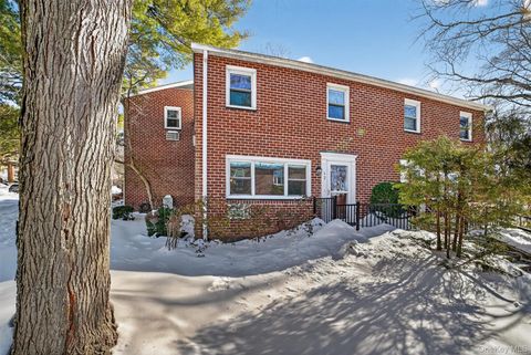 42 Charter Circle 42 Ossining NY 10562