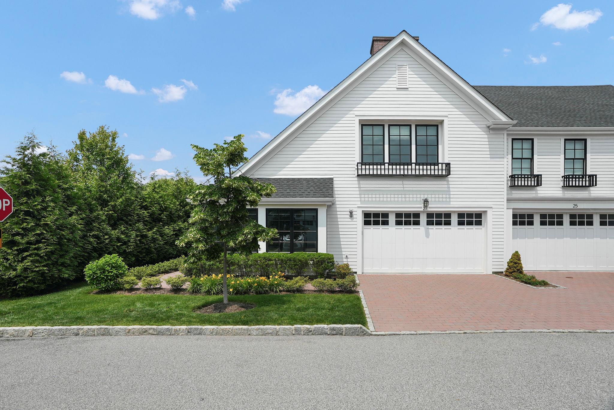 Property for Sale at Lavender Lane, Rye Brook, New York - Bedrooms: 3 
Bathrooms: 4 
Rooms: 9  - $1,725,000