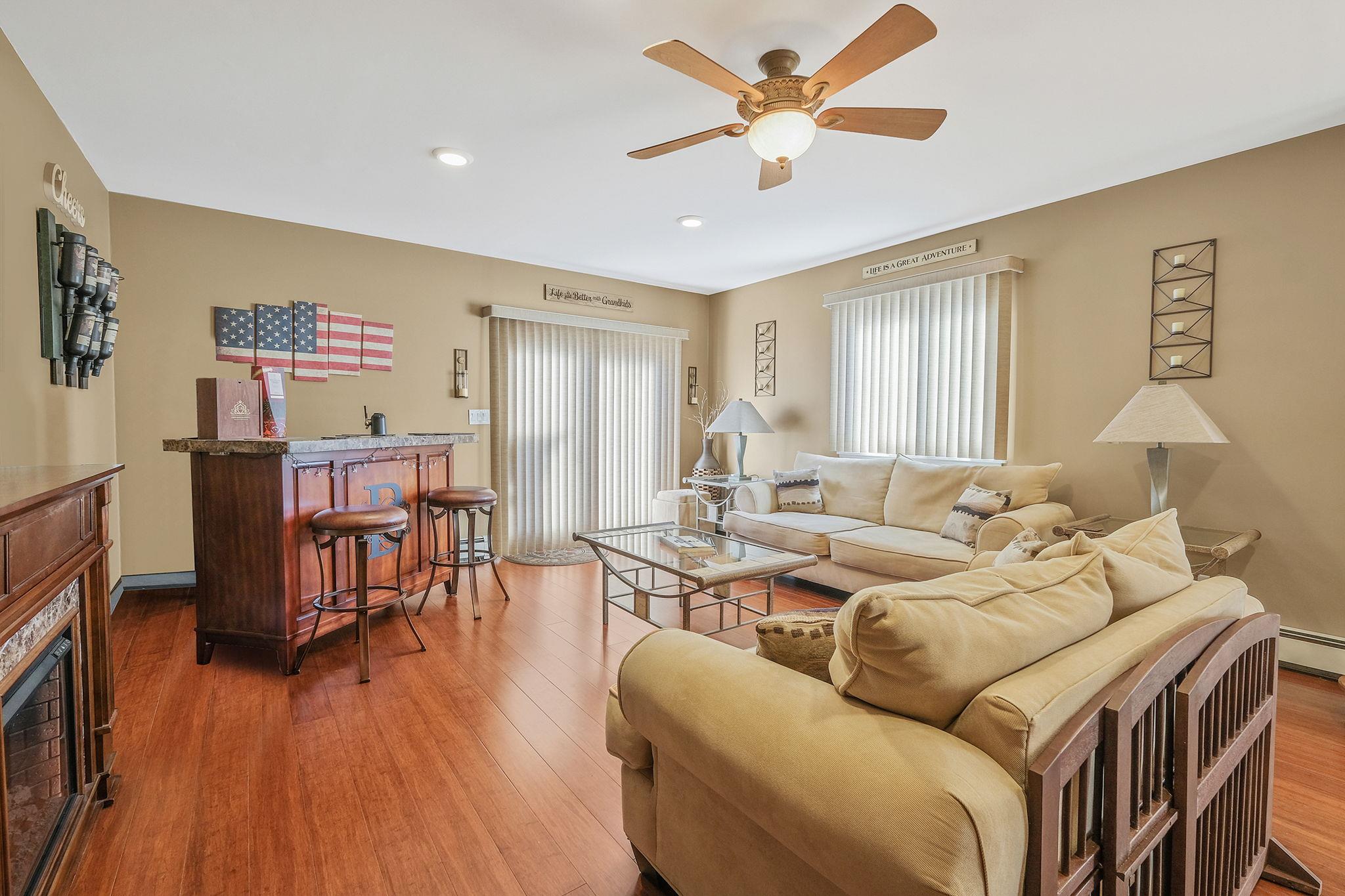 72 Lois Court, East Meadow, New York image 12