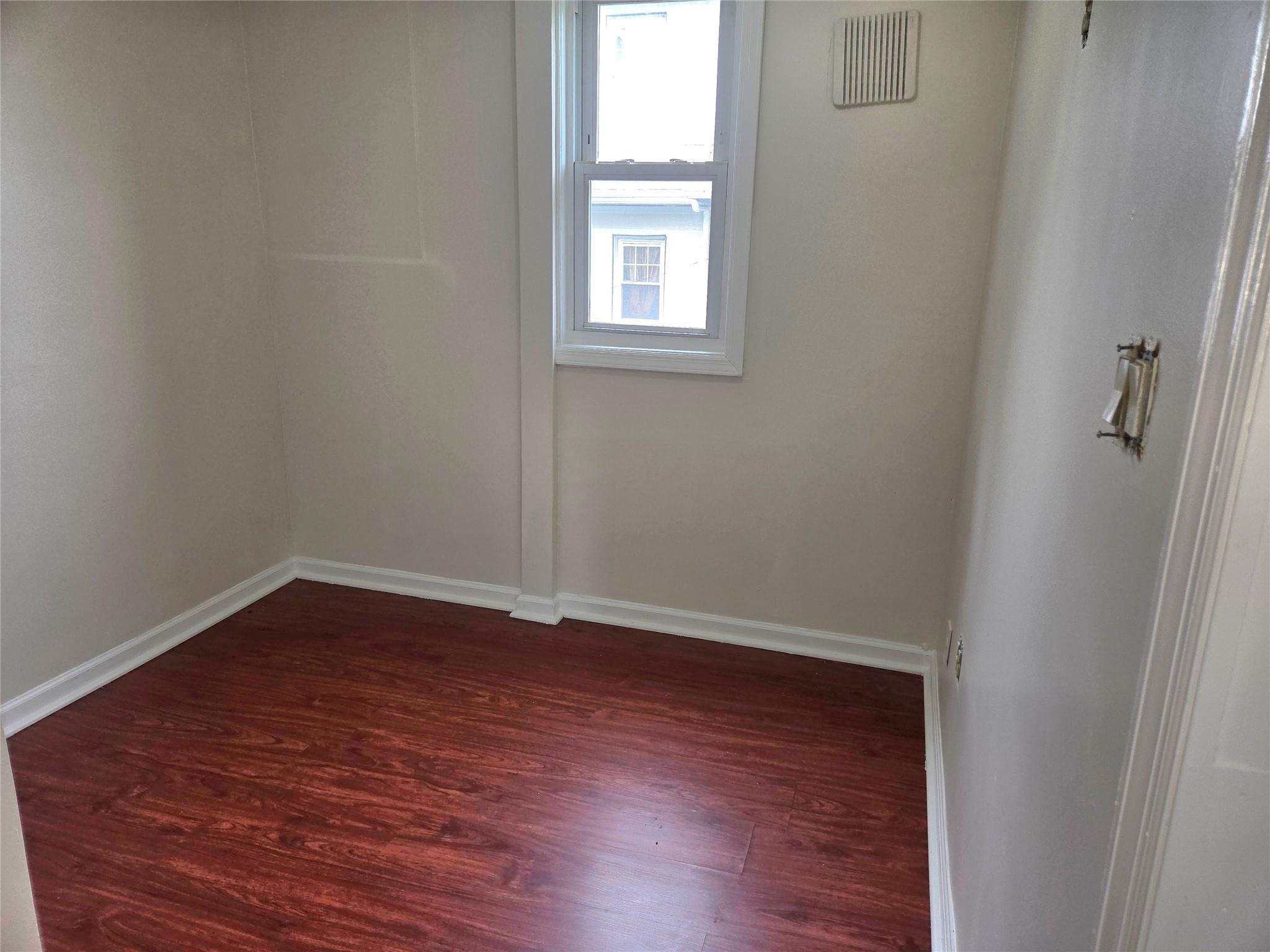 426 Dunham Avenue