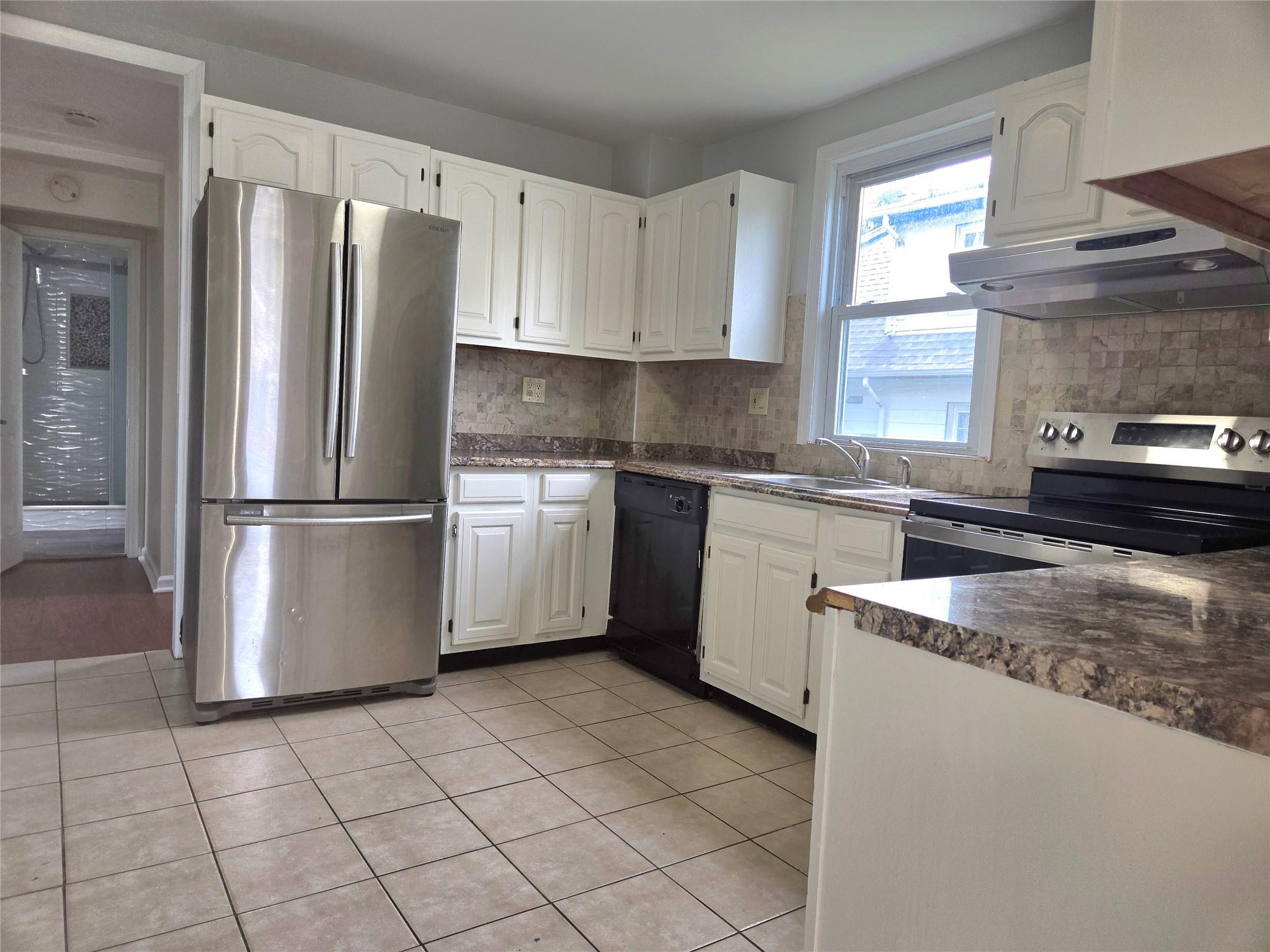 426 Dunham Avenue