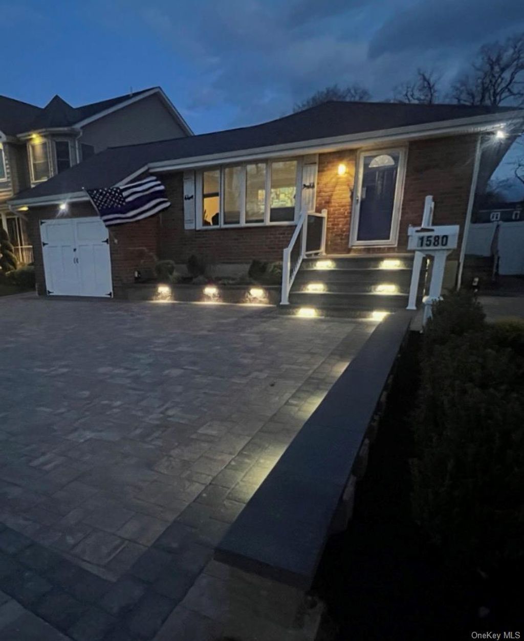 Photo of 1580 N Jerusalem Road, Merrick, NY 11566 (MLS # 985659)