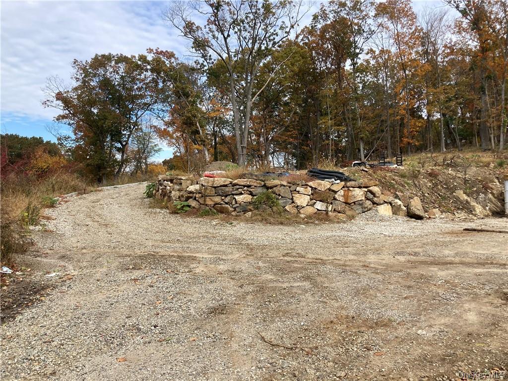 6 Duffys Bridge Road